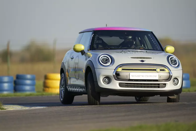 Mini Electric Racing AMC Kart 005