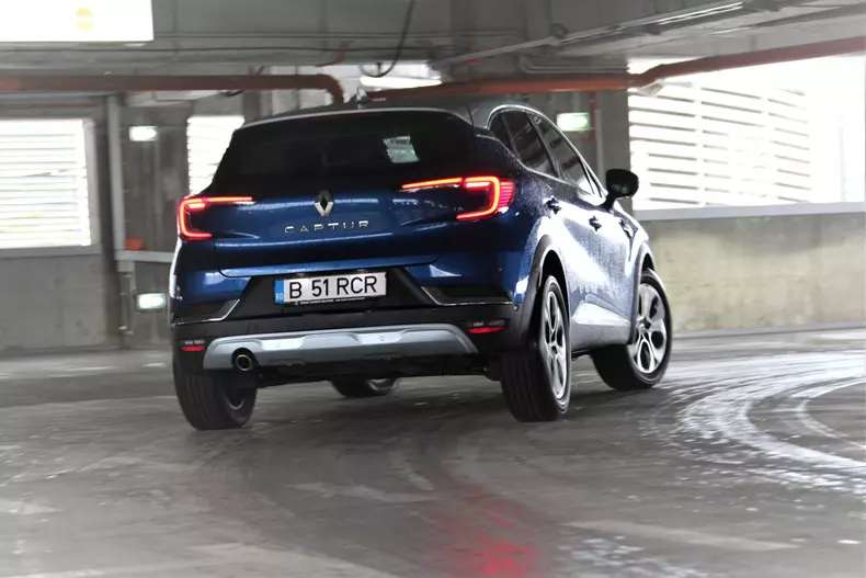 Renault Captur 009