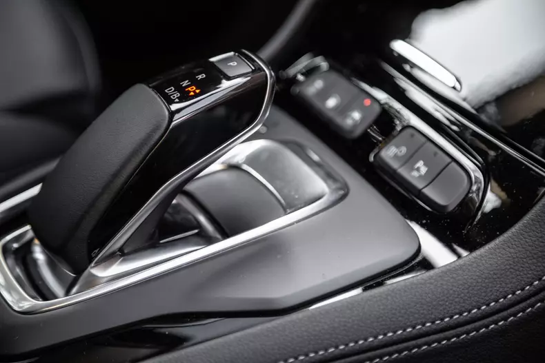 Opel Grandland X Hybrid4 018