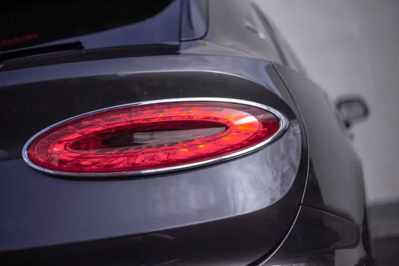 Bentley Bentayga V8 facelift 007