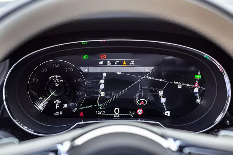 Bentley Bentayga V8 facelift 020