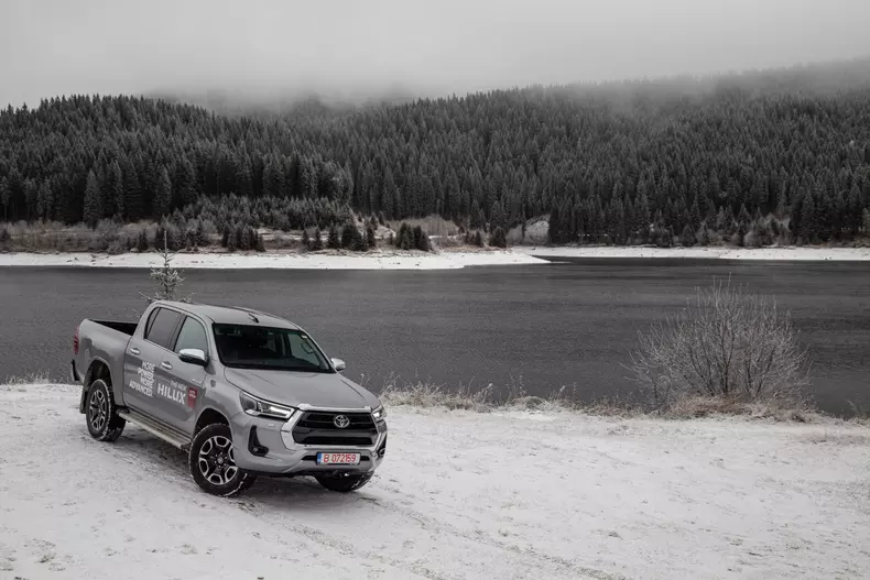 Toyota Hilux 005