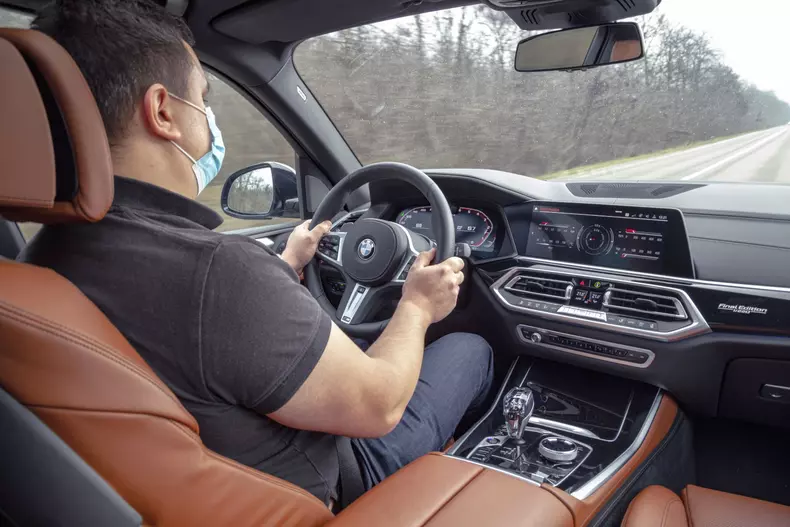 BMW X5 M50d Final Edition 001