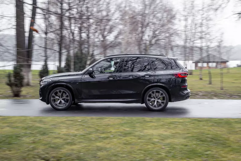 BMW X5 M50d Final Edition 028