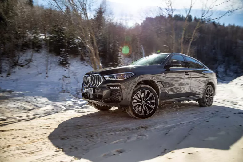 BMW X6 xDrive40d 019