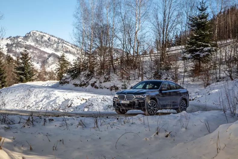 BMW X6 xDrive40d 026