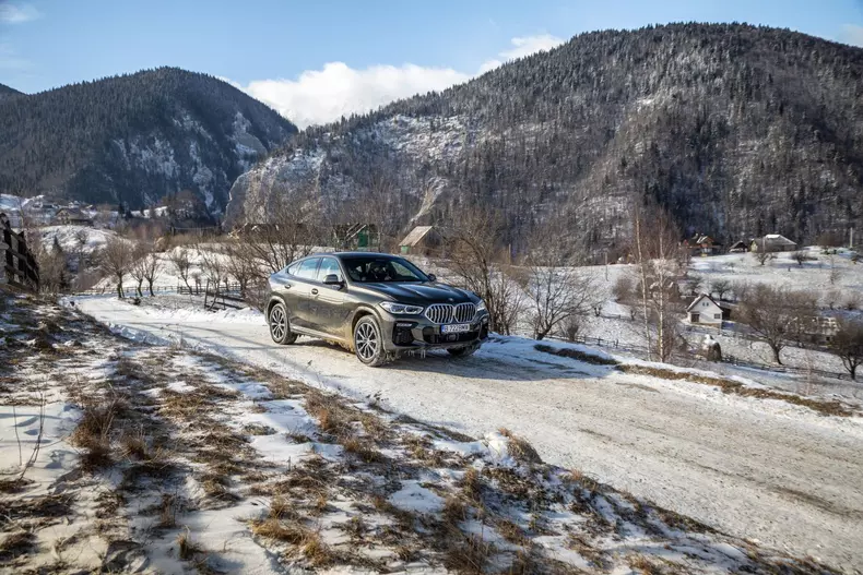 BMW X6 xDrive40d 038