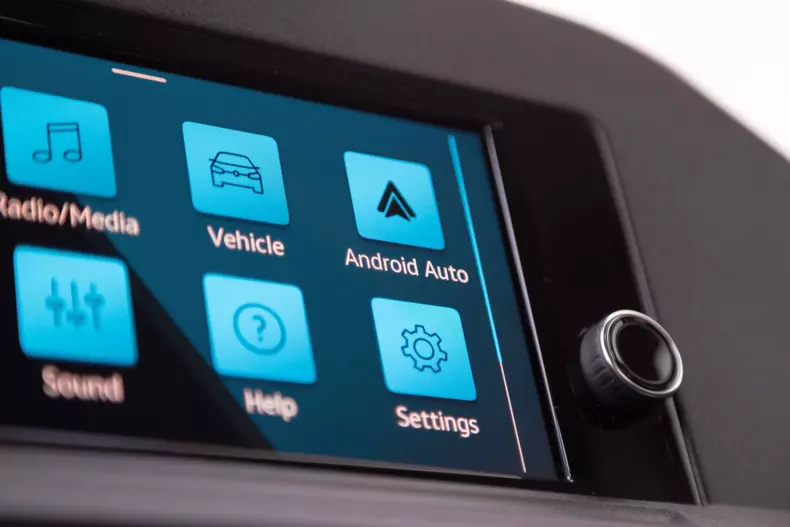 VW Caddy Roadtrip 110