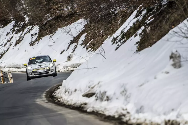 Vitesco Technologies MINI Electric Racing MIMI 37