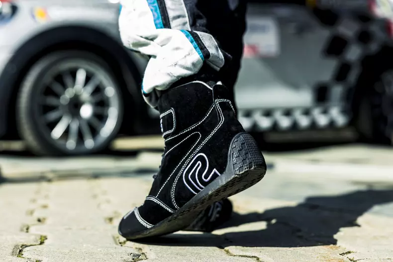 Vitesco Technologies MINI Electric Racing MIMI 37