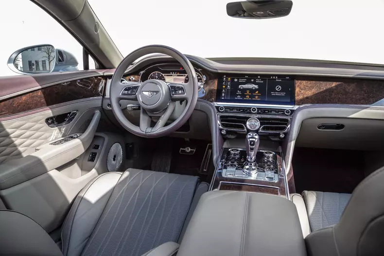 Bentley Flying Spur 052