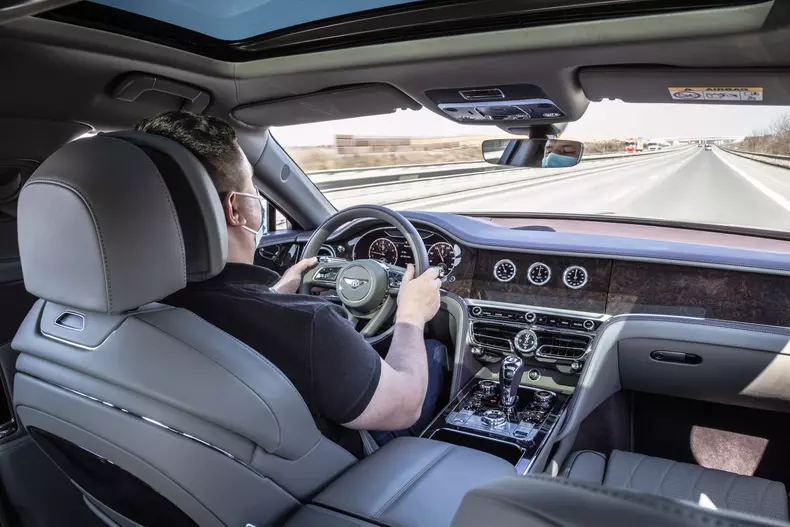 Bentley Flying Spur 063