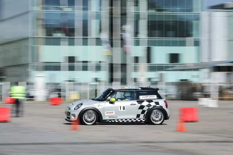 P90421464_lowRes_vitesco-technologies