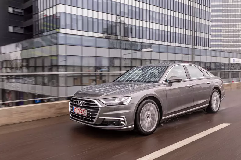 Audi A8 PHEV
