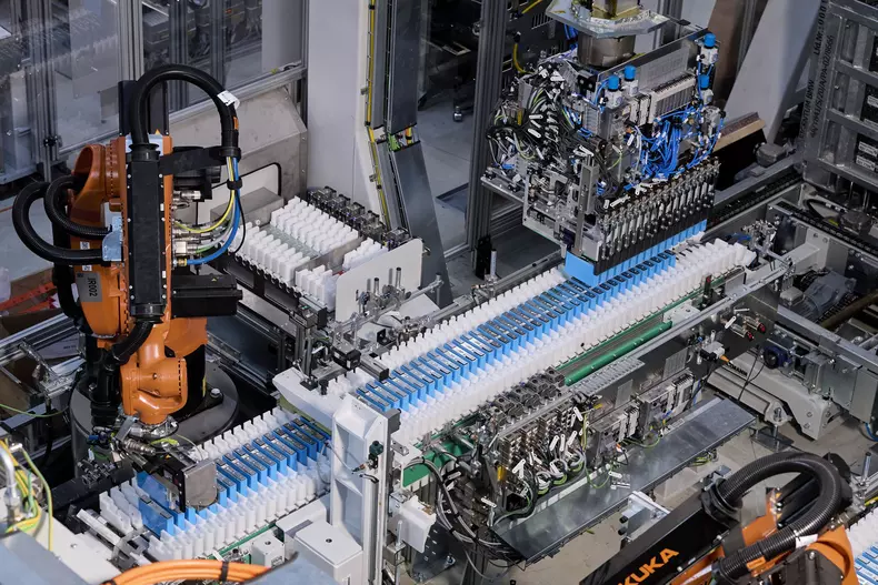 BMW iX si BMW i4 152