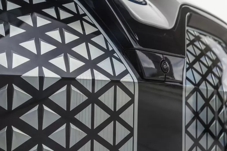 BMW iX si BMW i4 166