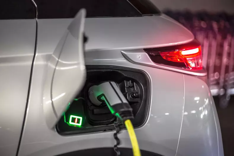 DS3 Crossback E-Tense 036