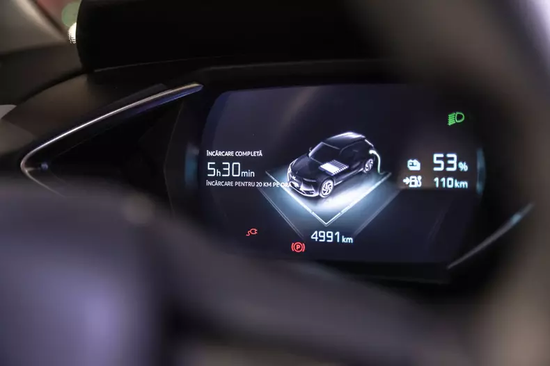 DS3 Crossback E-Tense 057