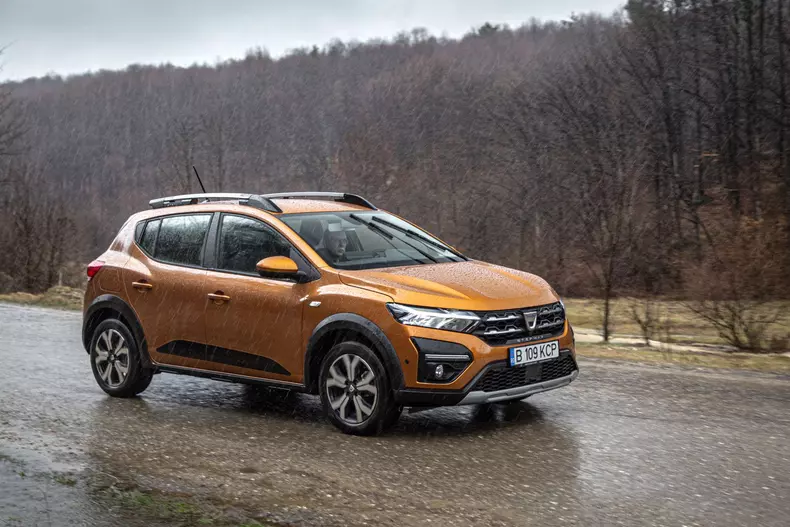 Dacia Sandero Stepway CVT 008