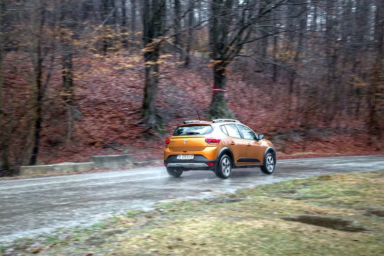 Dacia Sandero Stepway CVT 017