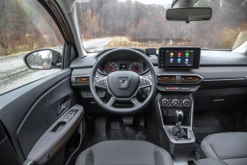 Dacia Sandero Stepway CVT 034