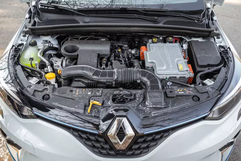 Renault Clio E-Tech 014