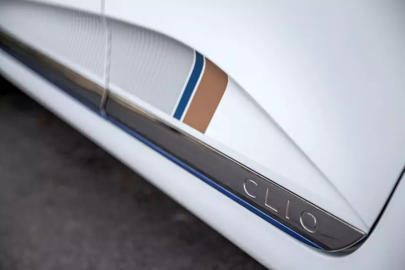 Renault Clio E-Tech 019