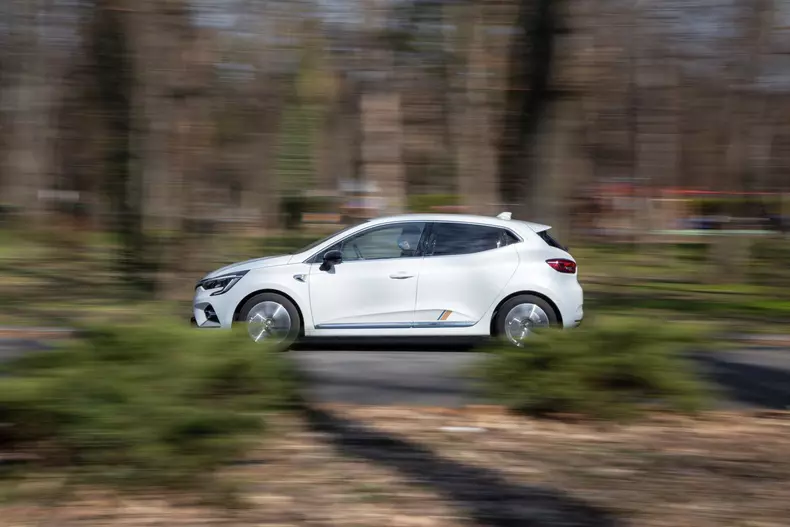 Renault Clio E-Tech 029