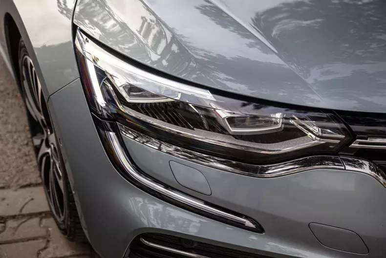Renault Talisman 012