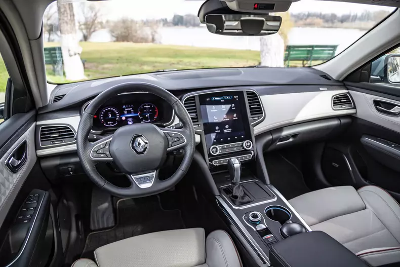 Renault Talisman 023