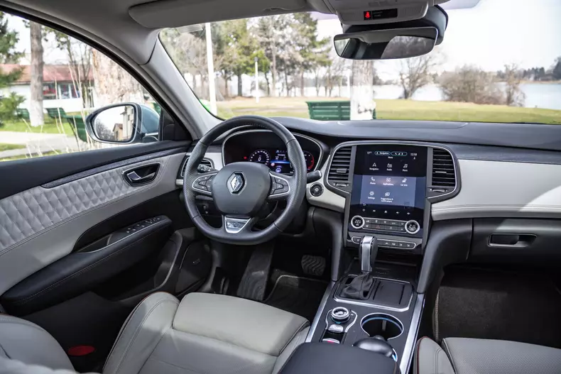 Renault Talisman 024