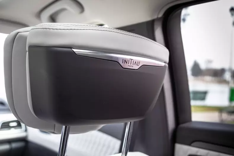 Renault Talisman 026