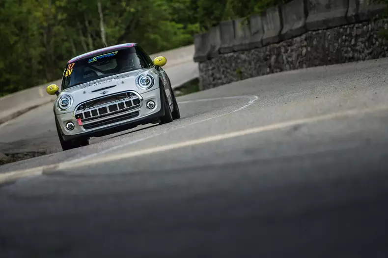 Vitesco Technologies MINI Electric Racing la CNVC Ranca 1