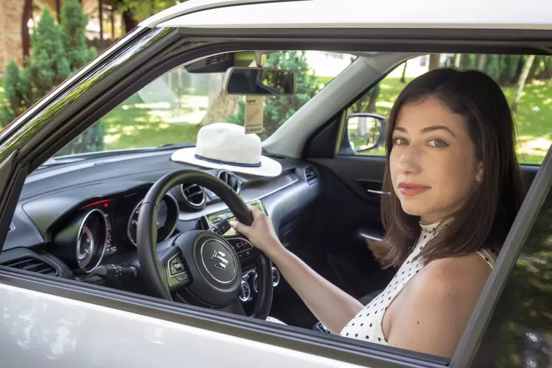 Oana si Suzuki Swift 005