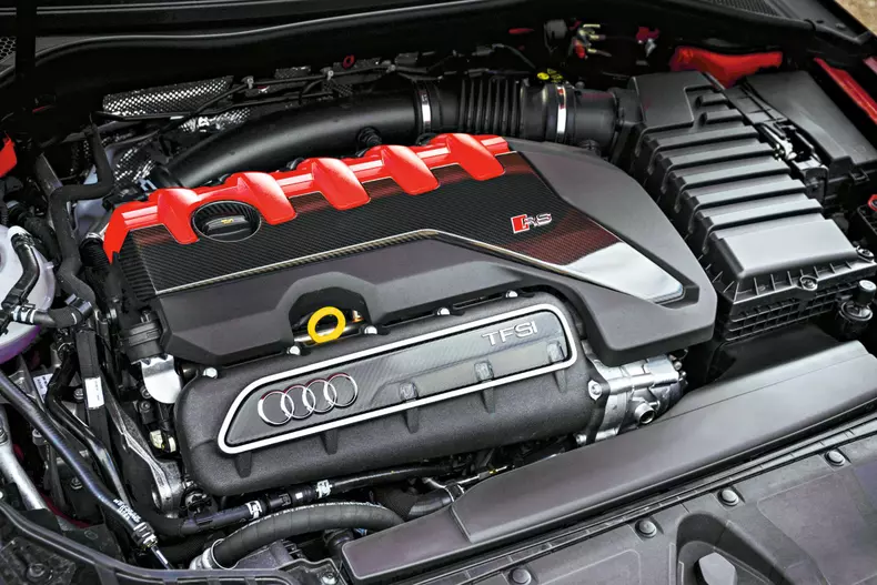 Audi RS 3 Auto Bild 001