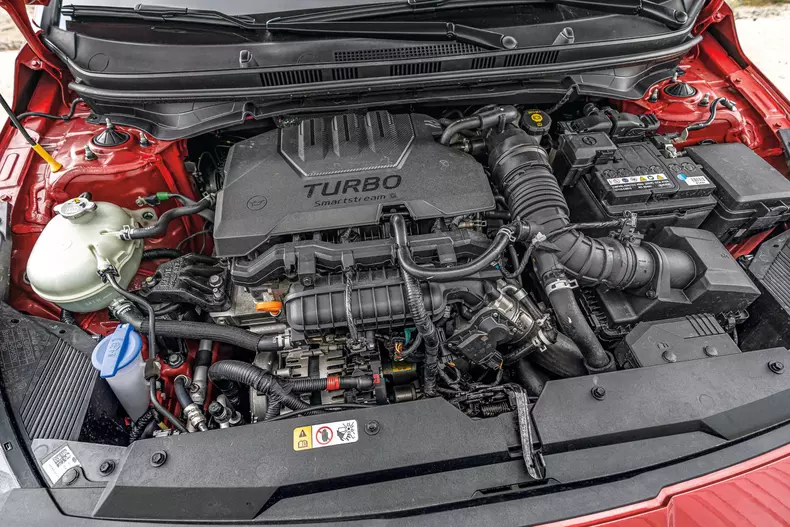 Comparativ Polo vs i20 007