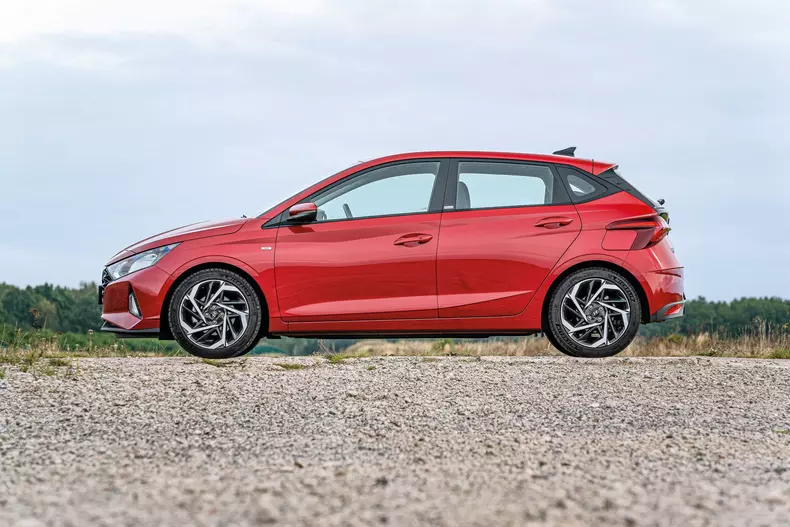 Comparativ Polo vs i20 009