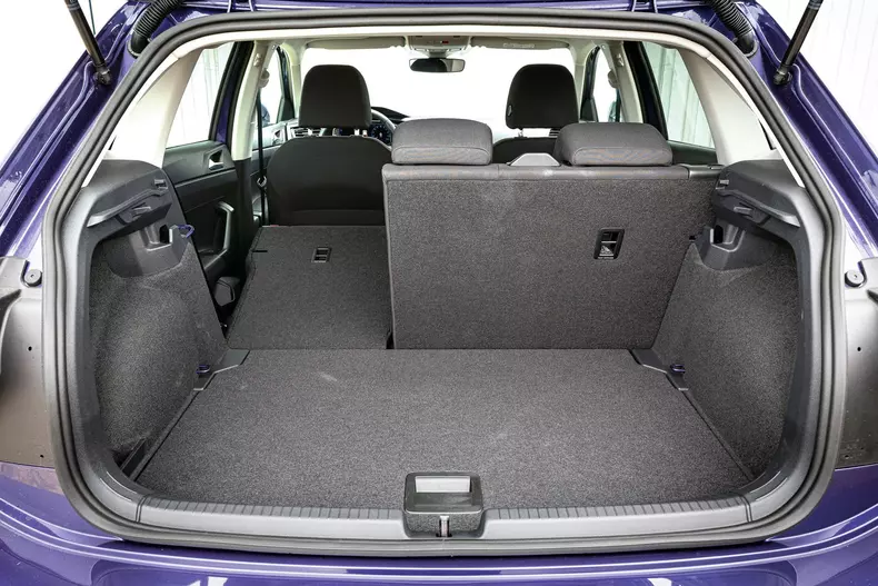 Comparativ Polo vs i20 012