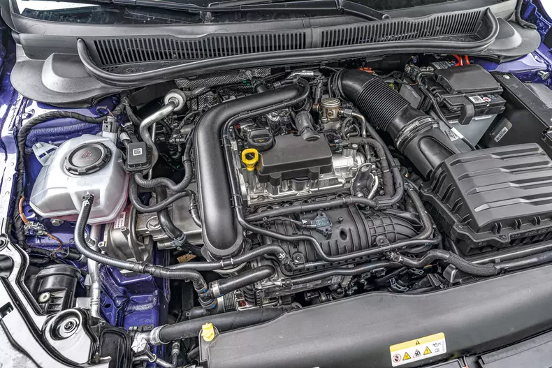 Comparativ Polo vs i20 015