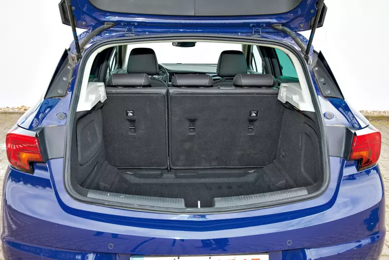 SH Opel Astra K diesel 003