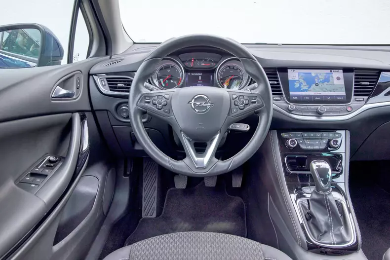 SH Opel Astra K diesel 004