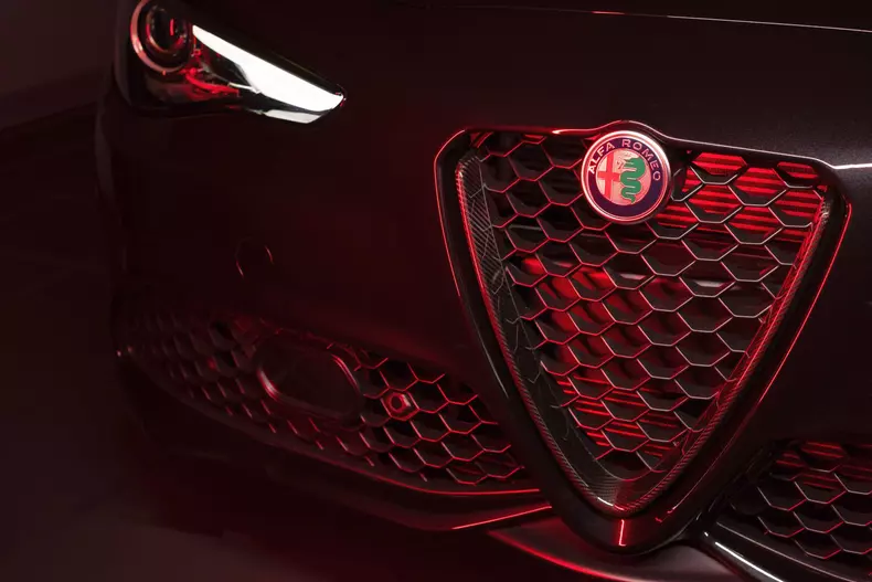 Alfa Romeo Estrema 008
