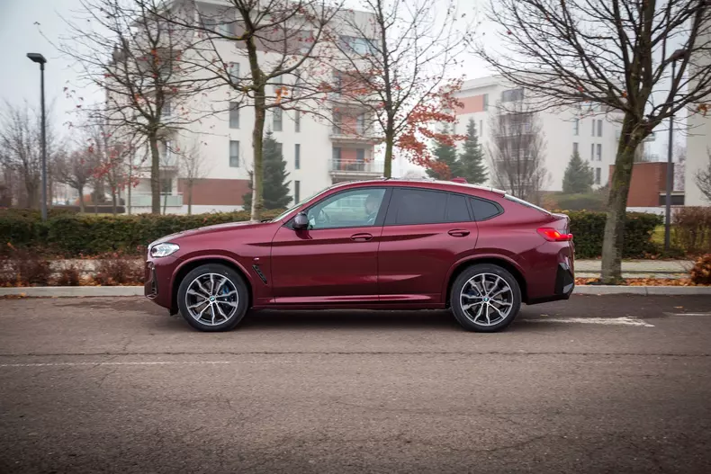 BMW X4 M40i facelift low res 006