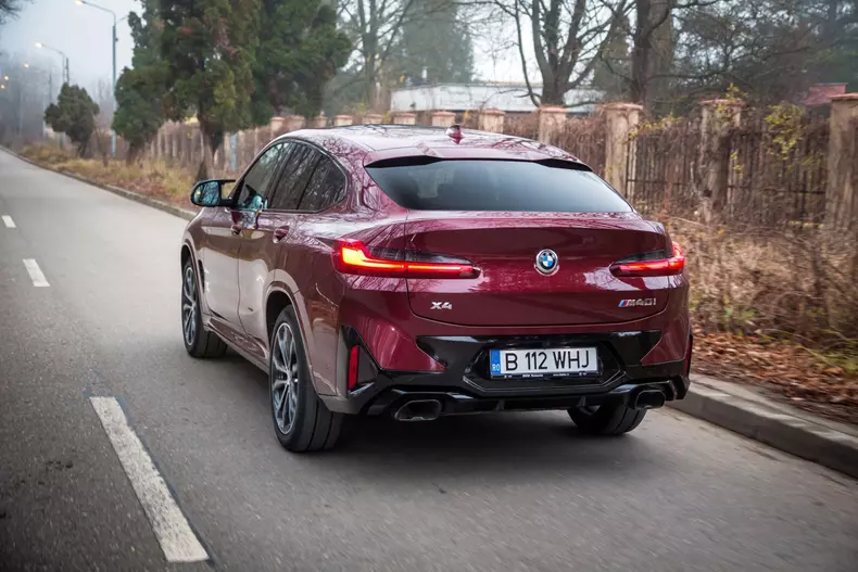 BMW X4 M40i facelift low res 007