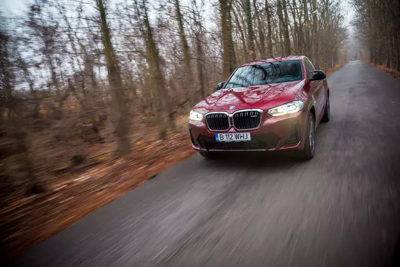 BMW X4 M40i facelift low res 013