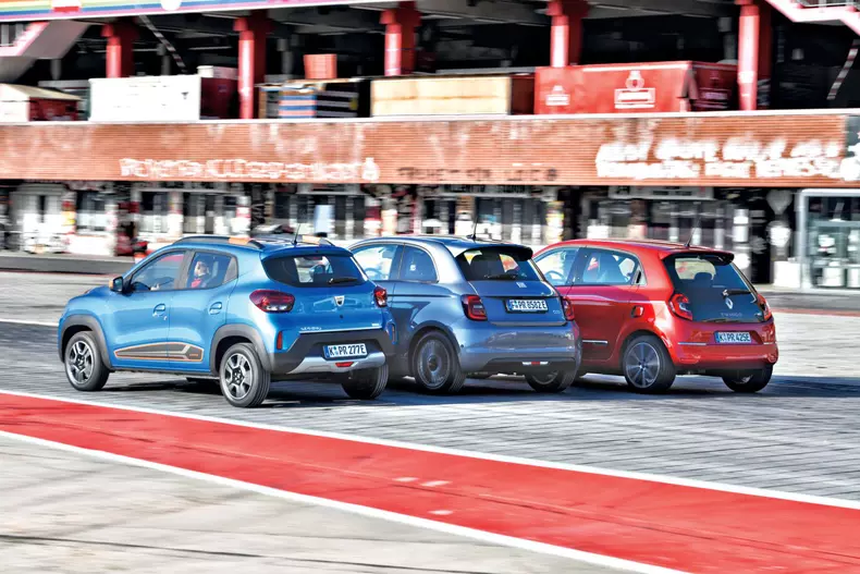 Comparativ Dacia Spring Fiat 500e Renault Twingo 003