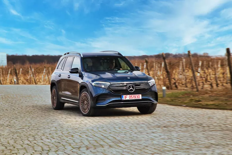Mercedes-Benz EQB