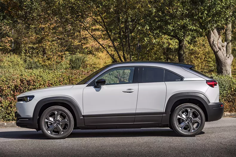 2022_mazda_mx-30_still_01