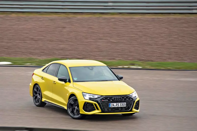 Audi_RS3_BMW_M_240_Mercedes_A45_118