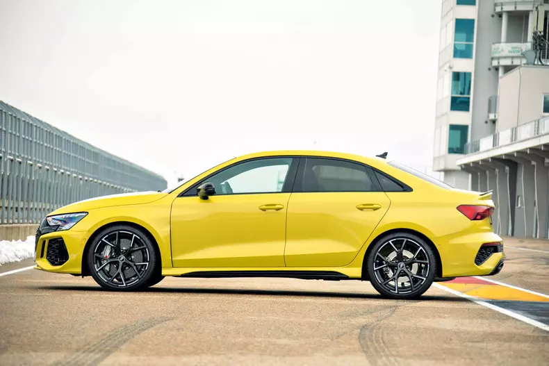 Audi_RS3_BMW_M_240_Mercedes_A45_126